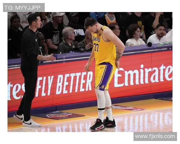 戈贝尔高效砍下16分8篮板2盖帽稳定发挥助球队再取胜