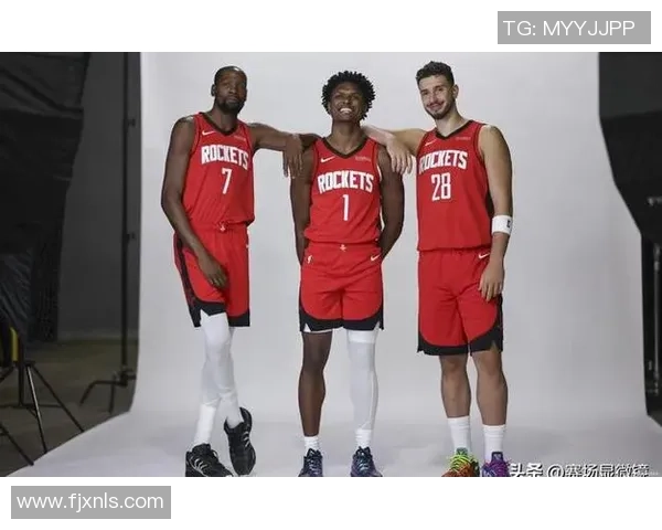 火箭公布17人名单杜兰特申京阿门领衔雨姐双向合同成关注焦点